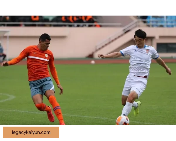 广州队在热身赛中的状态回暖，持续提升备受关注